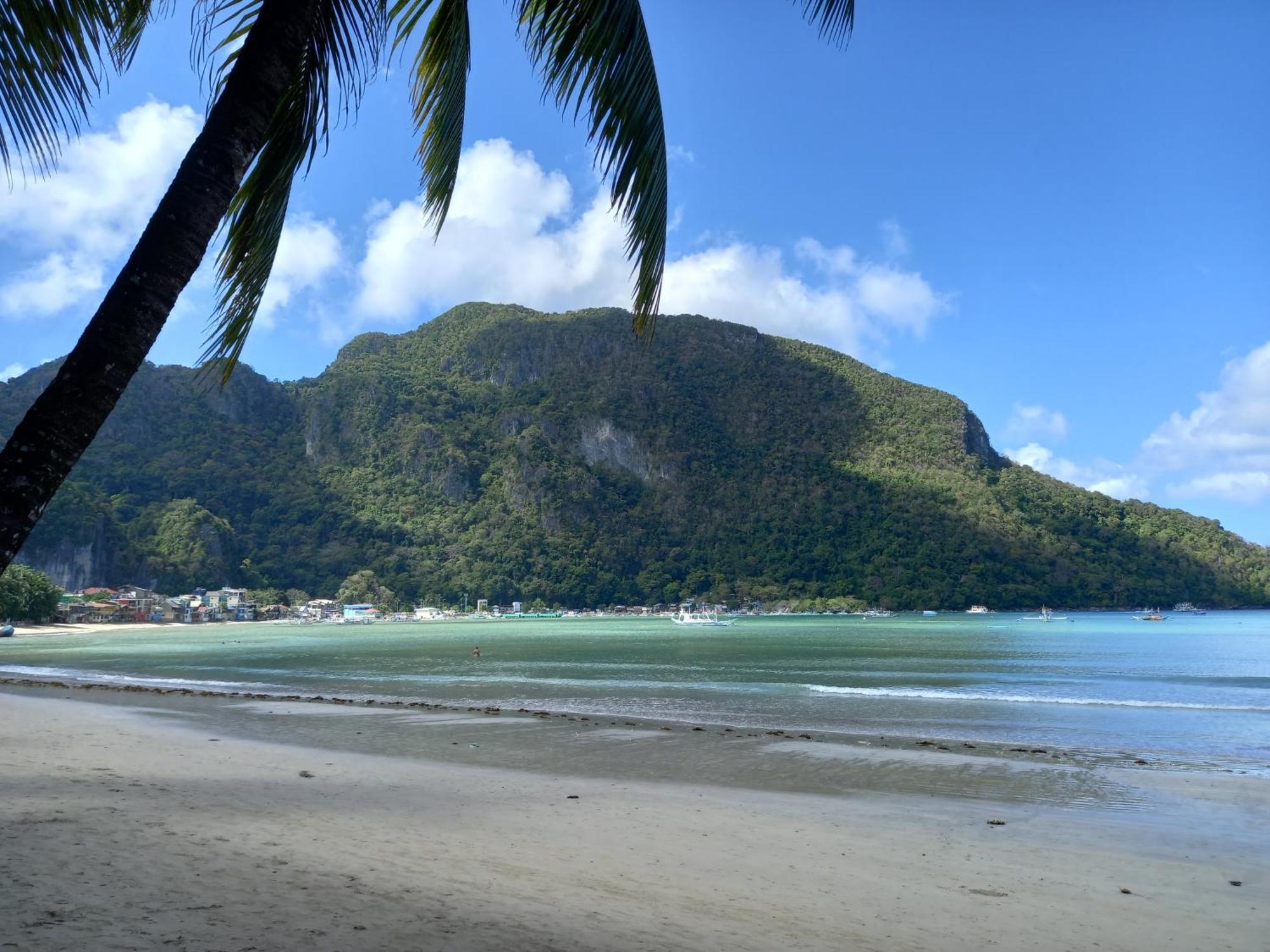 Sun Valley Backpackers Inn El Nido Exteriör bild