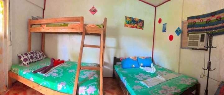 Sun Valley Backpackers Inn El Nido Exteriör bild
