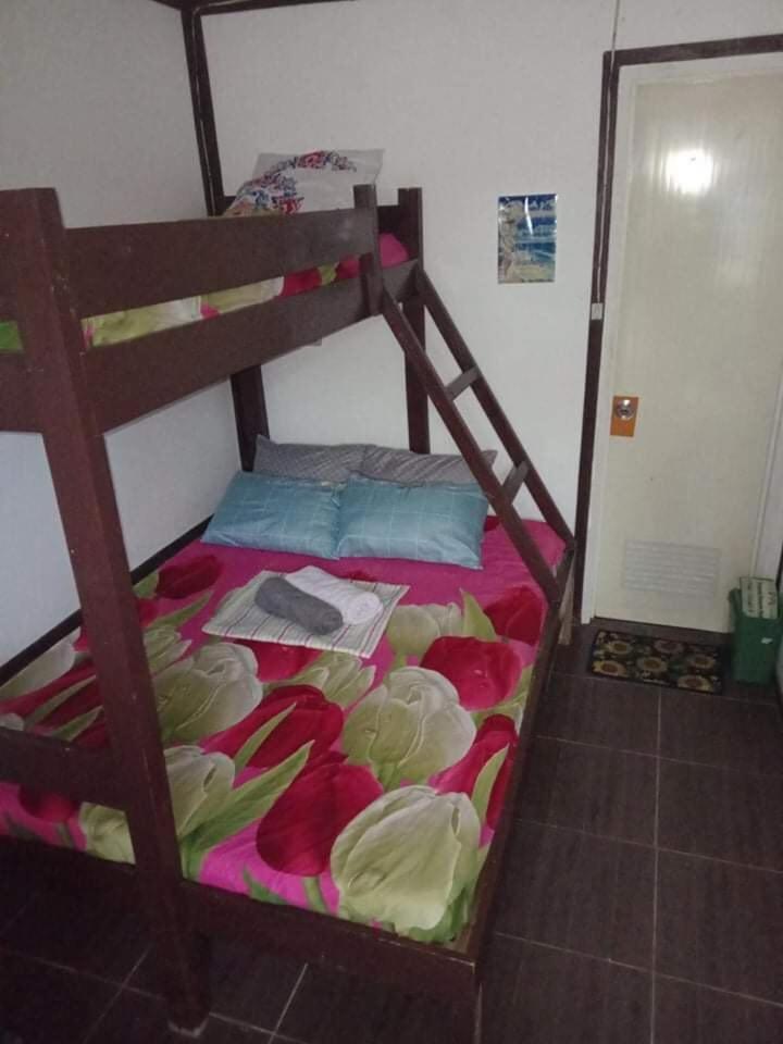 Sun Valley Backpackers Inn El Nido Exteriör bild