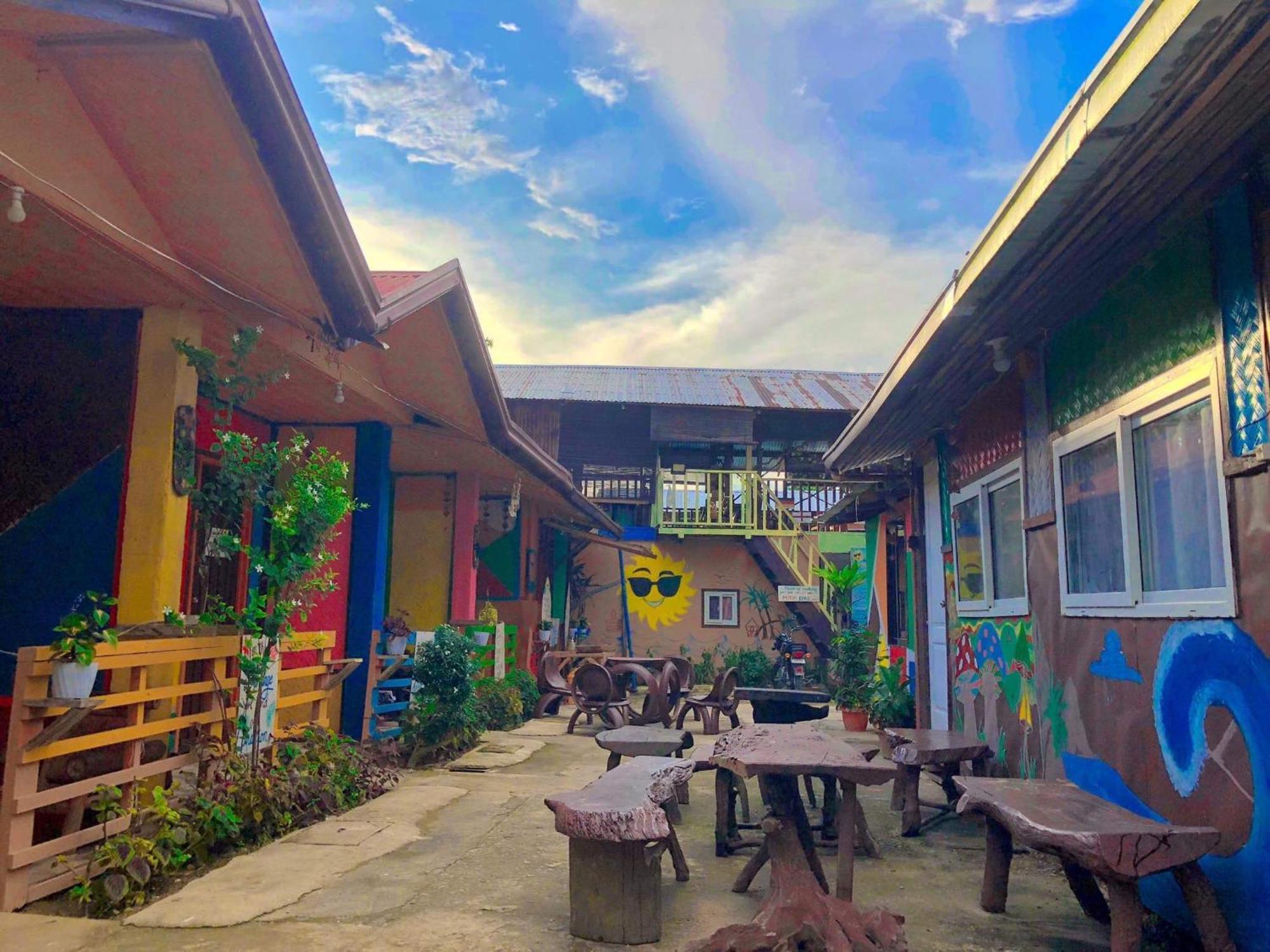 Sun Valley Backpackers Inn El Nido Exteriör bild