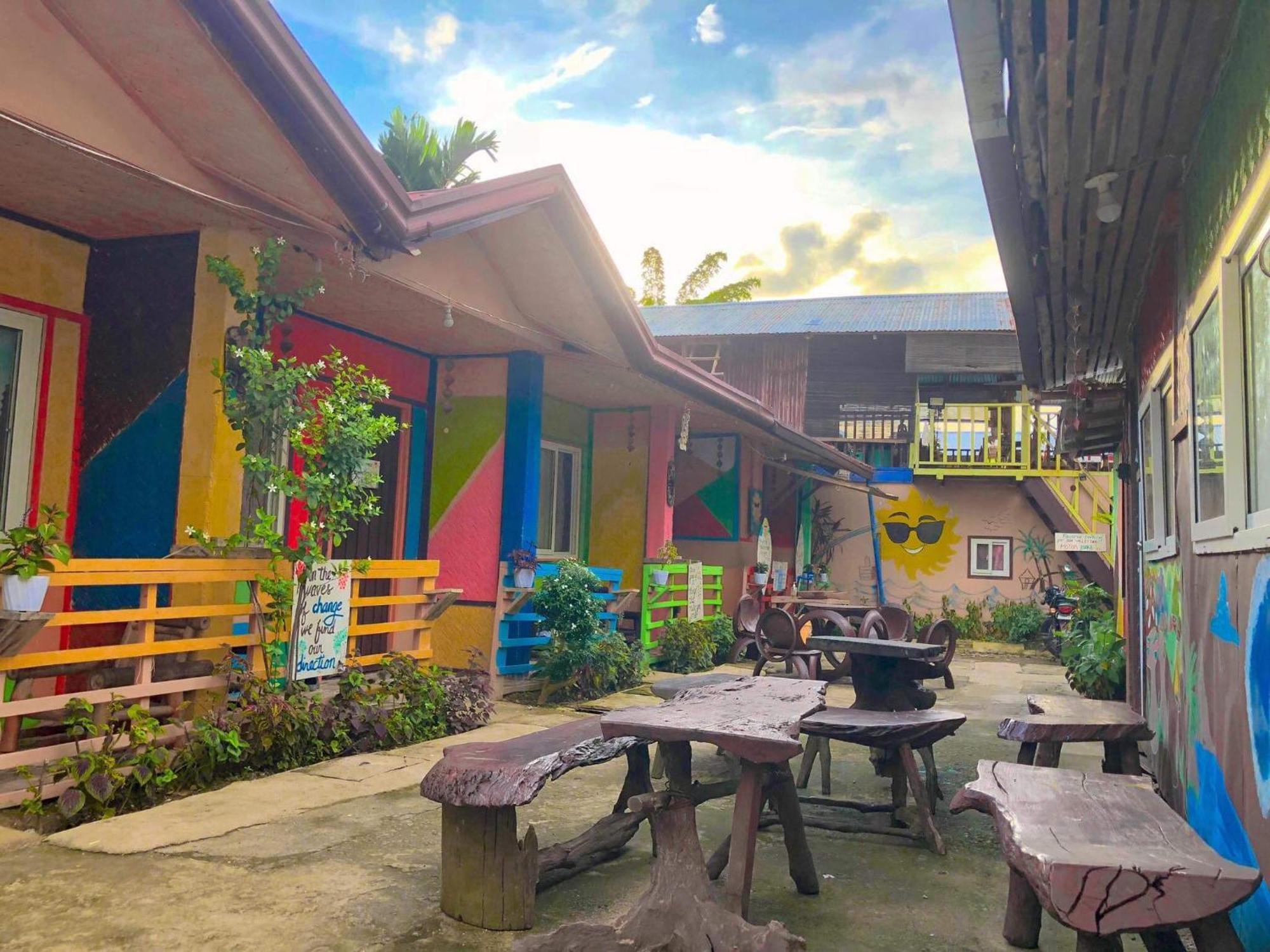 Sun Valley Backpackers Inn El Nido Exteriör bild